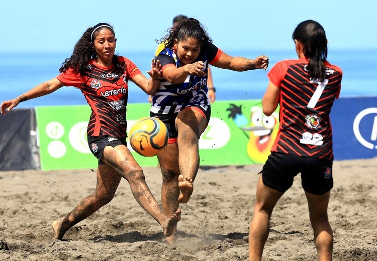 San Marcelino toma el liderato en la Primera categoría femenina