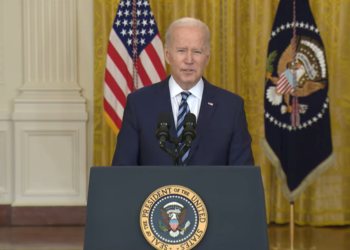 Biden tiene otro lapsus y llama «Putin» a Zelenski