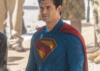 Superman: Nuevos videos y fotografías revelan enfrentamiento con villanos clásicos de DC