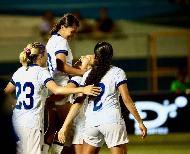 Selecta femenina le repitió la dosis a Perú