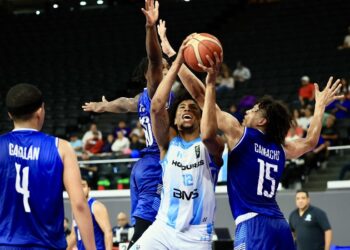 Guatemala mantiene vivas las esperanzas de estar en la final del Preclasificatorio de Baloncesto