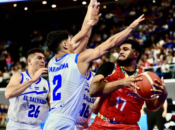 El Salvador cae ante Costa Rica y va por el boleto a la final ante Guatemala