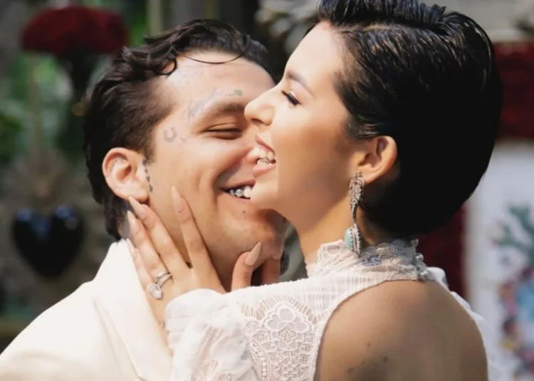 Resurgen los rumores de que Ángela Aguilar está embarazada tras su boda con Christian Nodal