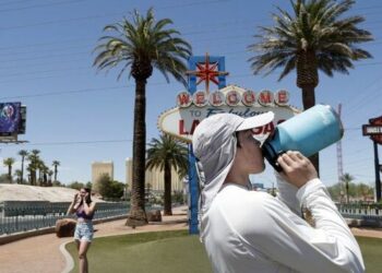 Las Vegas se dirige a otro récord de cinco días consecutivos por encima de 46 grados Centígrados