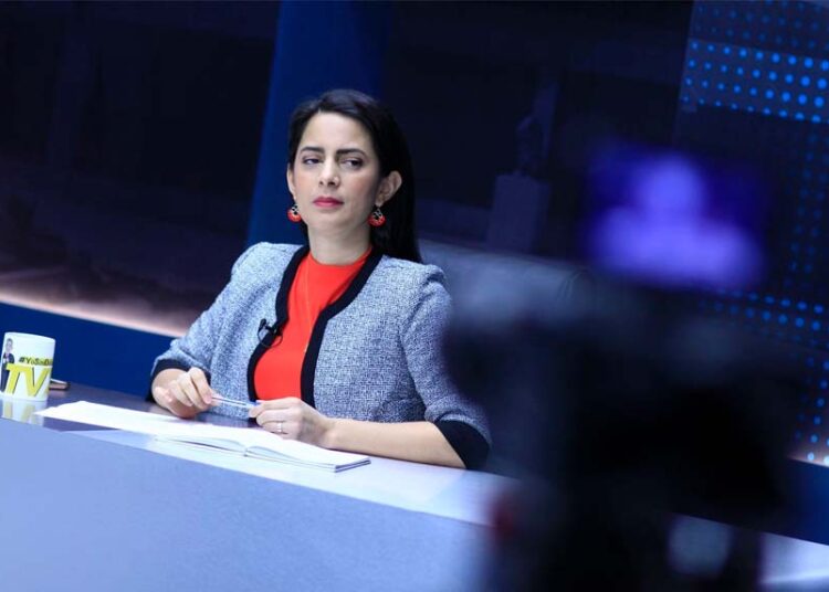 Claudia Ortiz asegura que nadie debe cuestionarla por los $20 mil de presupuesto asignado en Asamblea Legislativa