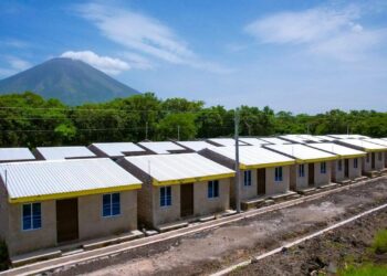 Gobierno de El Salvador avanza en la construcción de viviendas de proyecto habitacional en San Miguel