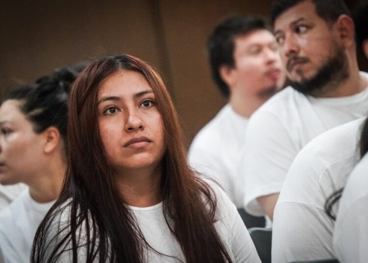 Piden cárcel para 170 miembros de una banda trasnacional de estafadores informáticos