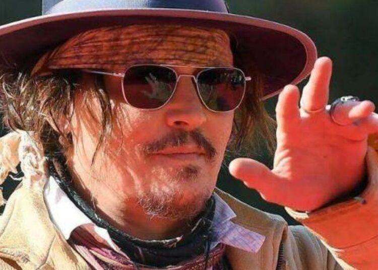Johnny Depp es ignorado con su nueva película en el festival de Venecia