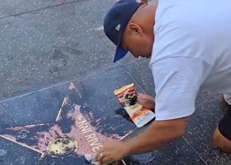 Destruyen la nueva estrella de Jenni Rivera en el Paseo de la Fama de Hollywood