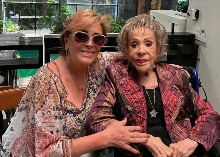 Silvia Pinal vuelve a aparecer, su hija Sylvia Pasquel compartió en Instagram una fotografía