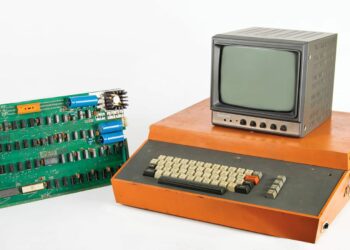 Subastan la histórica computadora utilizada por Steve Jobs