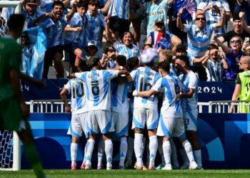 Argentina se reivindica con triunfo ante Irak en el fútbol de París