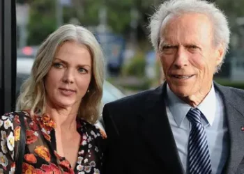 Muere Christina Sandera, pareja de Clint Eastwood, a los 61 años