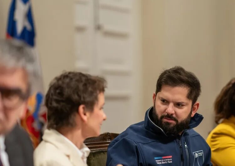 Presidente de Chile anuncia la construcción de cárcel al estilo del CECOT para combatir al crimen organizado