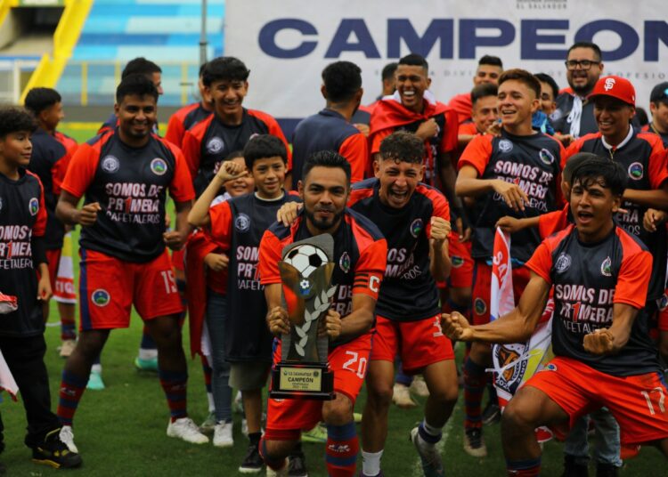 Cacahuatique sube a Primera División