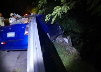Dos muertos y varios lesionados en accidentes de tránsito en carretera al Puerto de La Libertad y en San Miguel