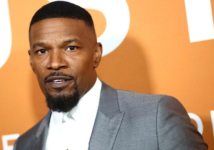 Jamie Foxx confesó que fue hospitalizado tras un ‘fuerte dolor de cabeza’ que le dejó inconsciente durante casi tres semanas