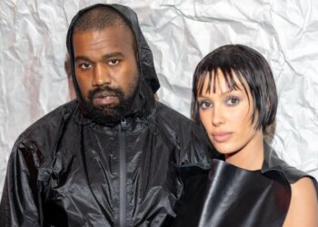 Acusan a la esposa de Kanye West de enviar videos para adultos a una empleada ‘a los que podían acceder menores’