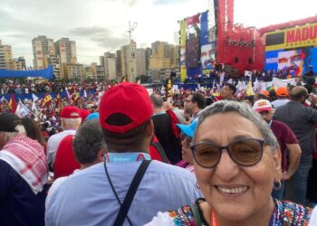 FMLN felicita a Maduro por los resultados oficiales de las elecciones que lo dan por ganador