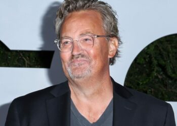 Matthew Perry habría estado intercambiando recetas de drogas con amigos adictos