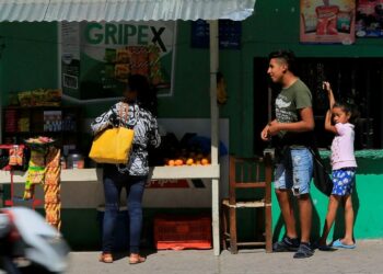 Ecuador está en etapa de recesión económica