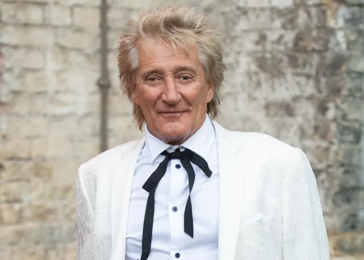 Sir Rod Stewart cree que sus ‘días están contados’ a medida que se acerca su 80 cumpleaños