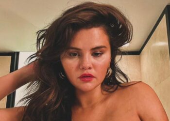 Selena Gomez responde molesta a especulaciones de cirugía estética
