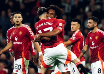 Manchester United debutó en la Premier League con un triunfo en casa sobre Fulham