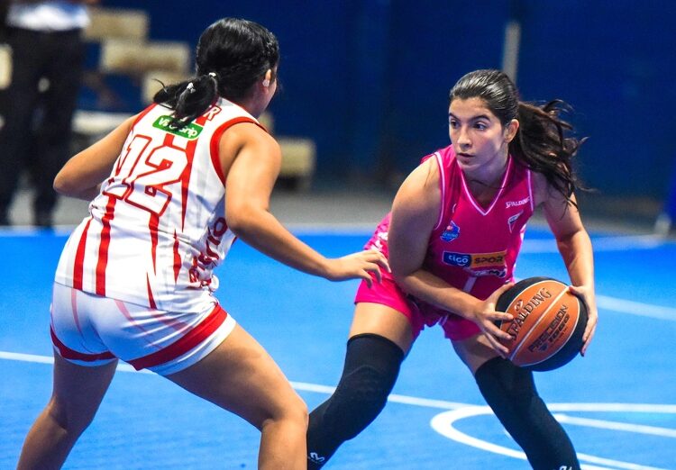 Dura pelea por los primeros lugares de la LMBF