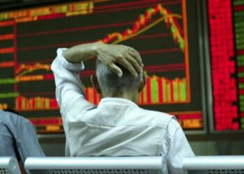 Bolsas de Asia se desploman por temor a recesión en EE. UU.