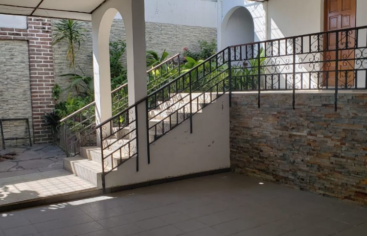 Condenan a un hombre que ingresó a su antiguo lugar de trabajo donde se encerró con llave, en la colonia Escalón