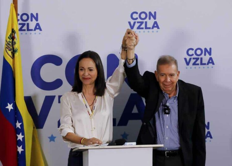 La Fiscalía venezolana abrió una investigación contra Edmundo González Urrutia y María Corina Machado