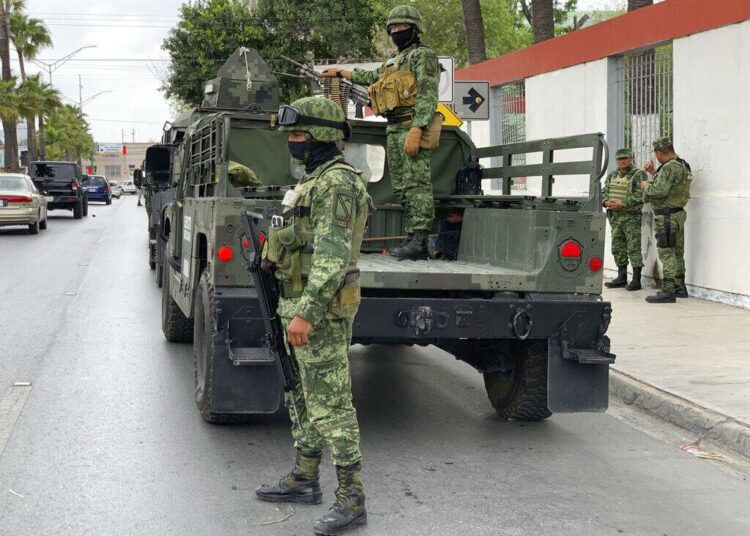 Ejército mexicano reconoce haber tenido bajas por bombas lanzadas desde drones por los carteles