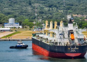 Un nuevo muelle de contenedores será parte de los beneficios de la millonaria inversión en los puertos de El Salvador