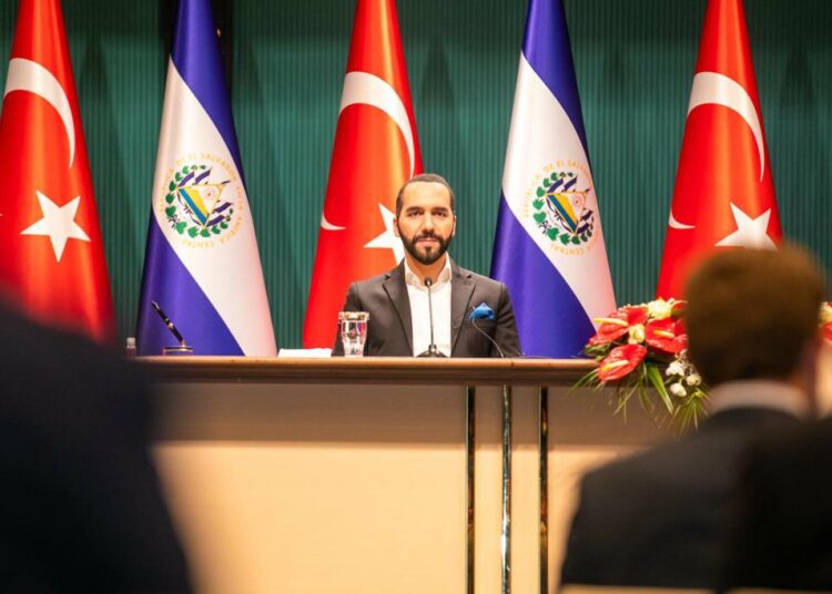 Empresa turca invertirá más de $1,615 millones para el desarrollo económico de El Salvador