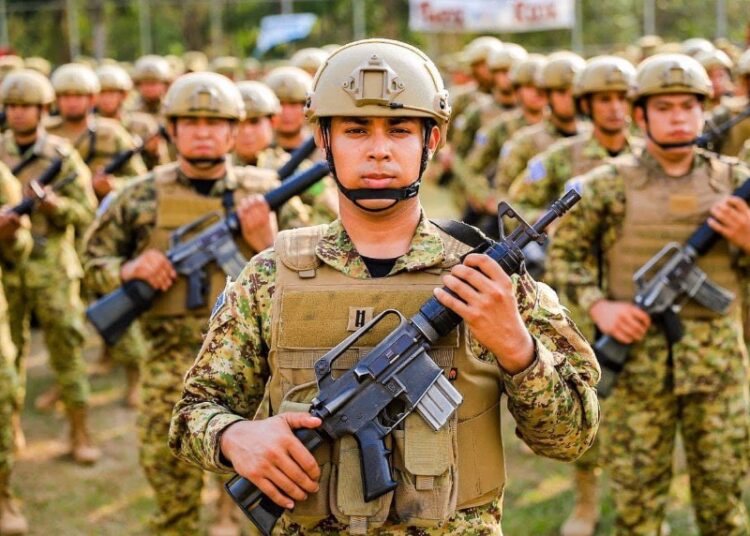 Abren proceso de reclutamiento para salvadoreños que quieran formar parte de la Fuerza Armada