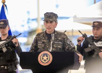 El Salvador alcanza nuevo récord de mayor distancia en incautación de droga, destaca Merino Monroy 