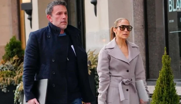 Confirman que JLo y Ben Affleck “ya firmaron los papeles” de divorcio