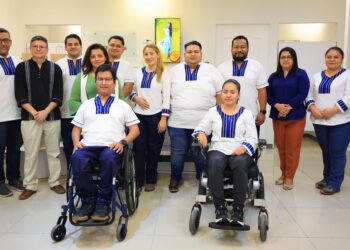Delegación salvadoreña en los Paralímpicos París 2024 lucirá trajes típicos