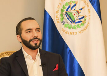 Presidente Bukele anuncia más proyectos en Surf City