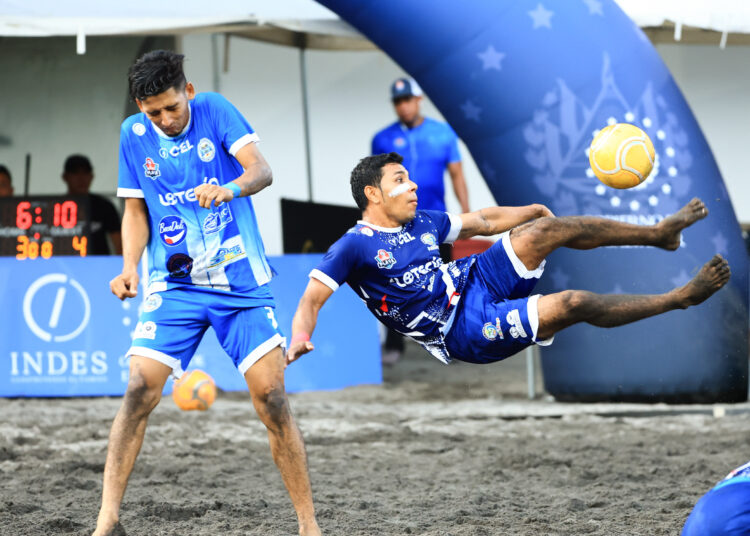 Primera categoría masculina de la Liga de Fútbol Playa definió semifinales