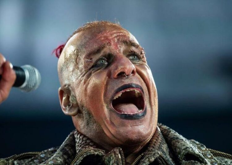 Rammstein publicó un carta tras las acusaciones de abuso sexual contra su cantante Till Lindemann
