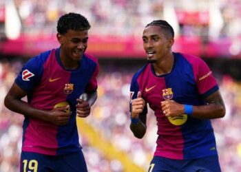 El Barcelona golea al Valladolid con un Raphinha pletórico