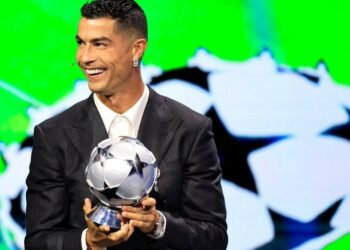 Cristiano Ronaldo fue premiado por UEFA en reconocimiento a su legado en la competición