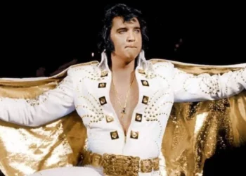 Joyas de Elvis Presley saldrán a la venta en una subasta de objetos de famosos