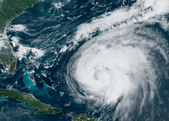 Bermudas se prepara para afrontar el huracán Ernesto