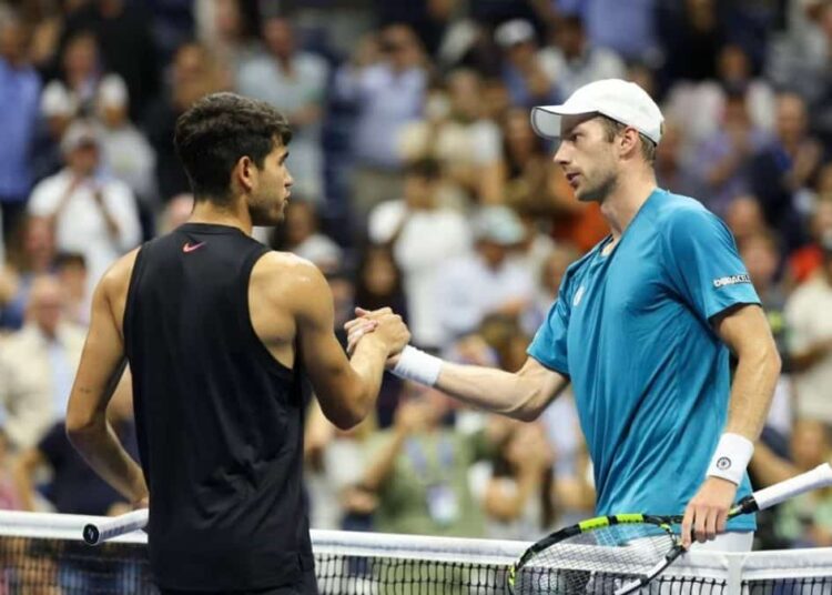Van de Zandschulp rankeado número 74 eliminó al español Carlos Alcaraz en la segunda ronda del US Open