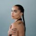 La nueva película de Zoë Kravitz recibe una advertencia