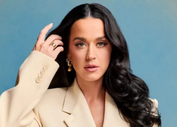 Katy Perry tiene un «extraño» ritual antes de acostarse