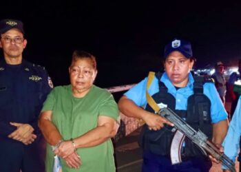 Nicaragua captura y entrega pandillera de la MS-13 a autoridades salvadoreñas